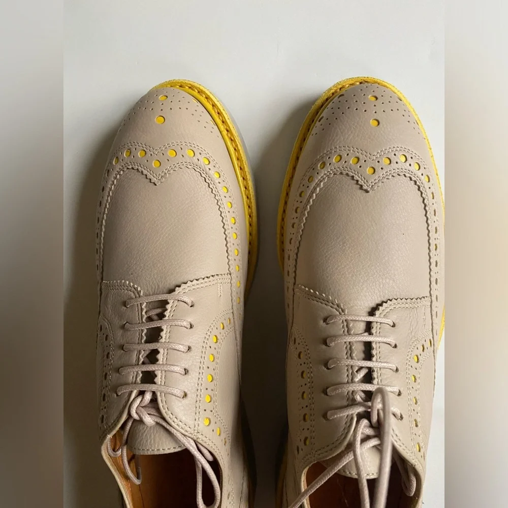 New CLERGERIE Beige Trendy Yellow Trim Oxford Derbys size 38.5